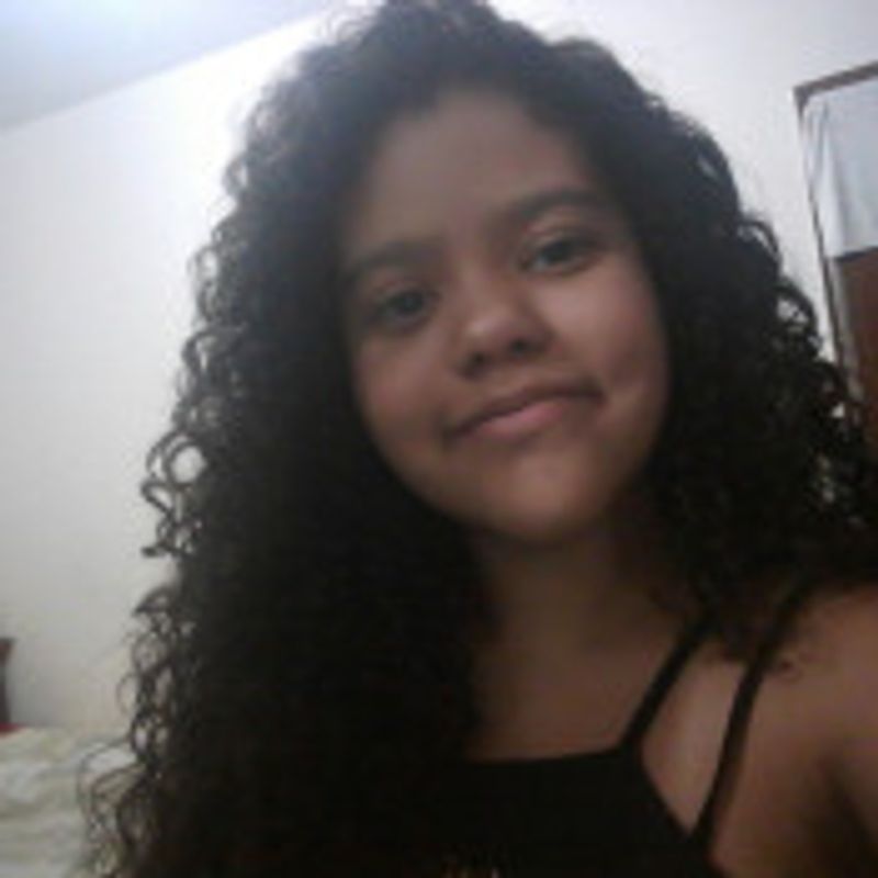Laura Ribeiro picture