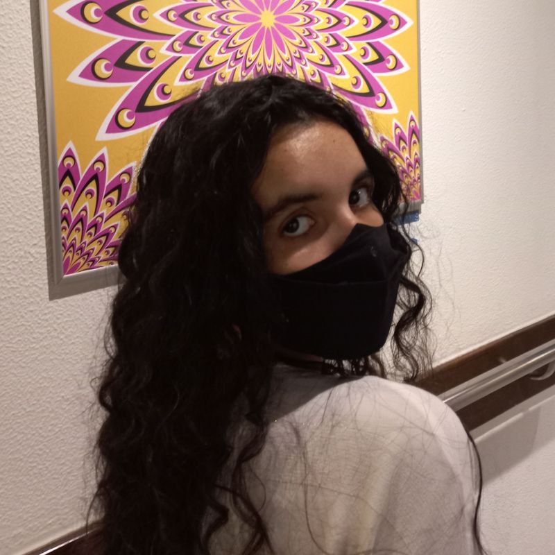 giovanna @overthebookwall picture