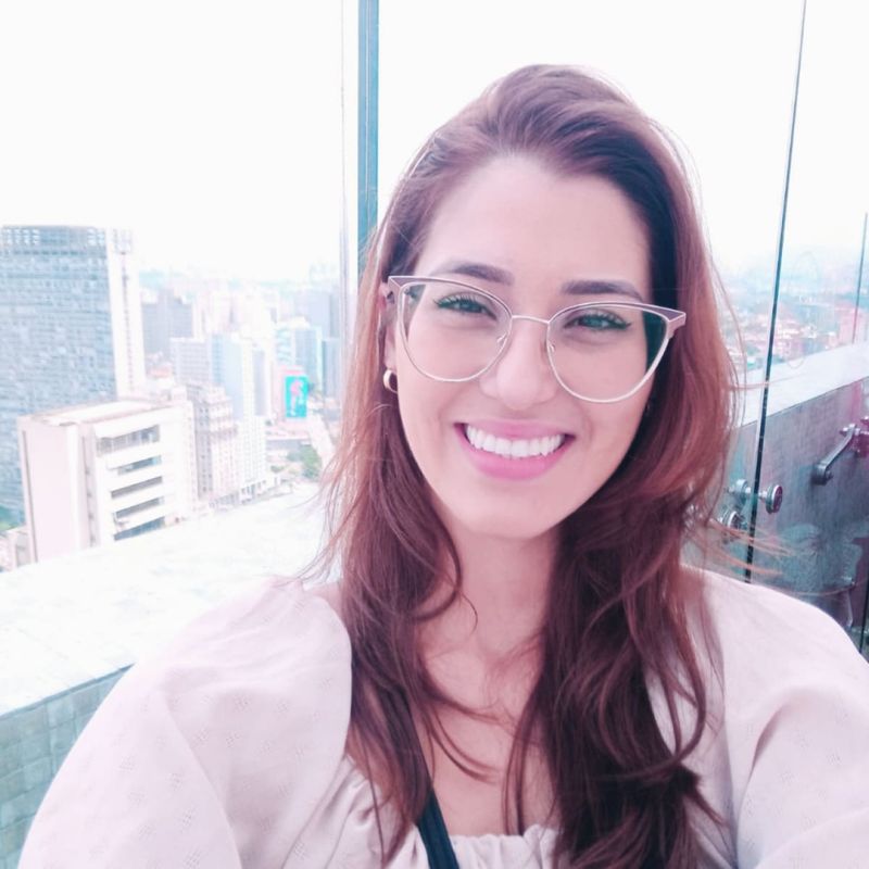 Thais Lima picture