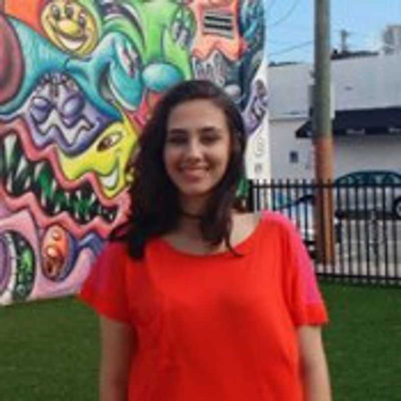 Letícia Cury picture