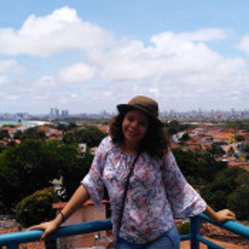 Gabriela Souza picture