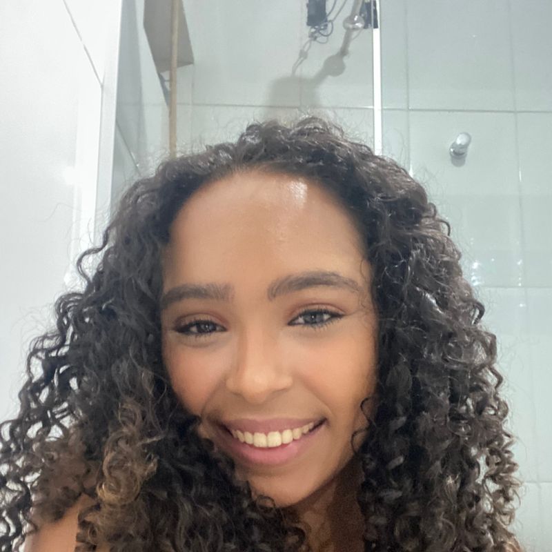 Larissa Teburcio picture