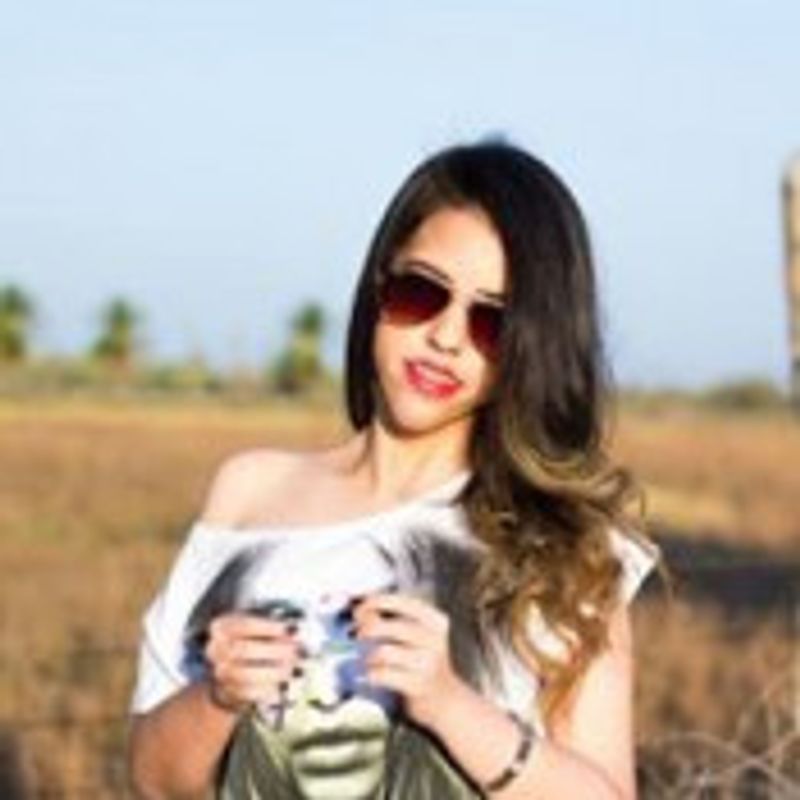 Débora Costa picture
