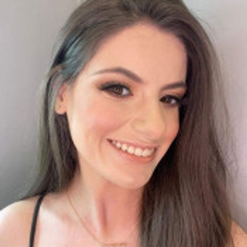 Debora Romanha picture