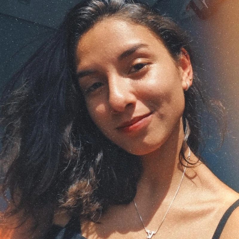 Victória Reis picture
