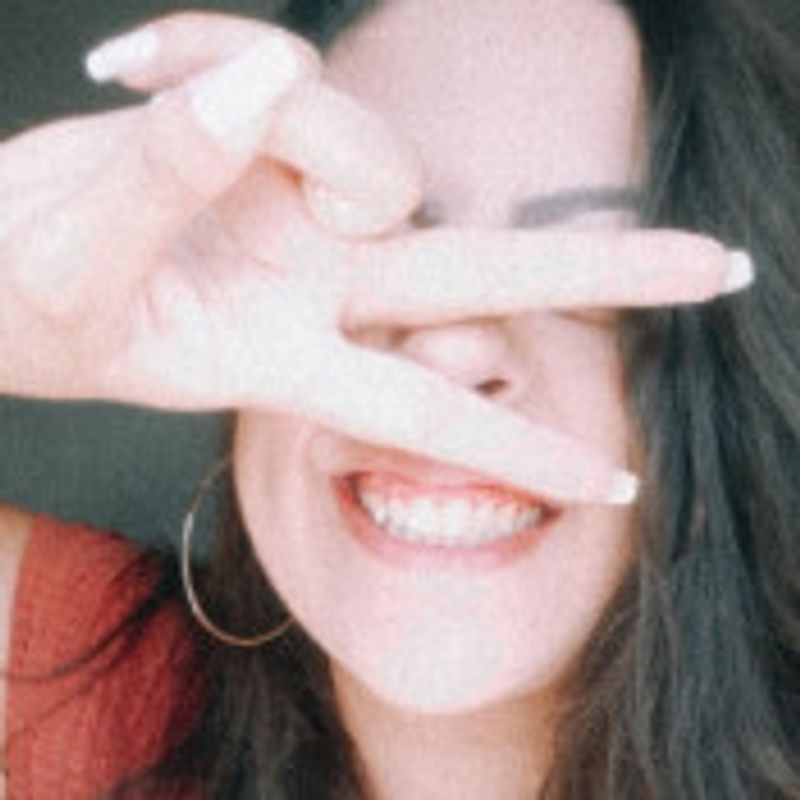 Aline Pereira picture