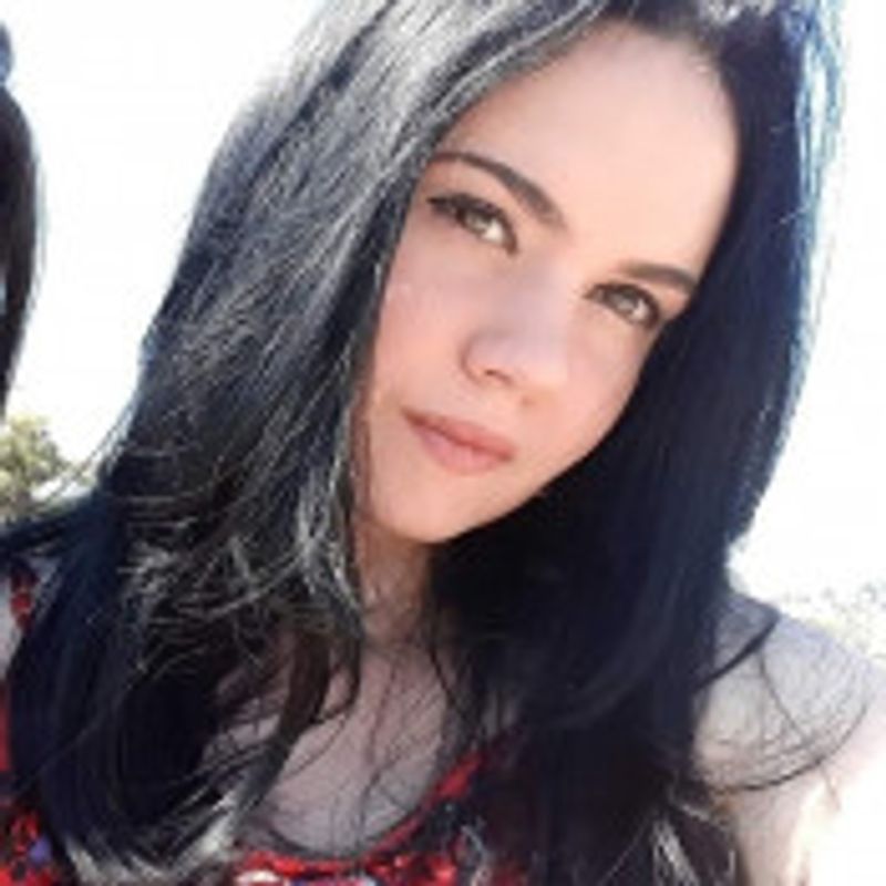 Flávia Leles picture