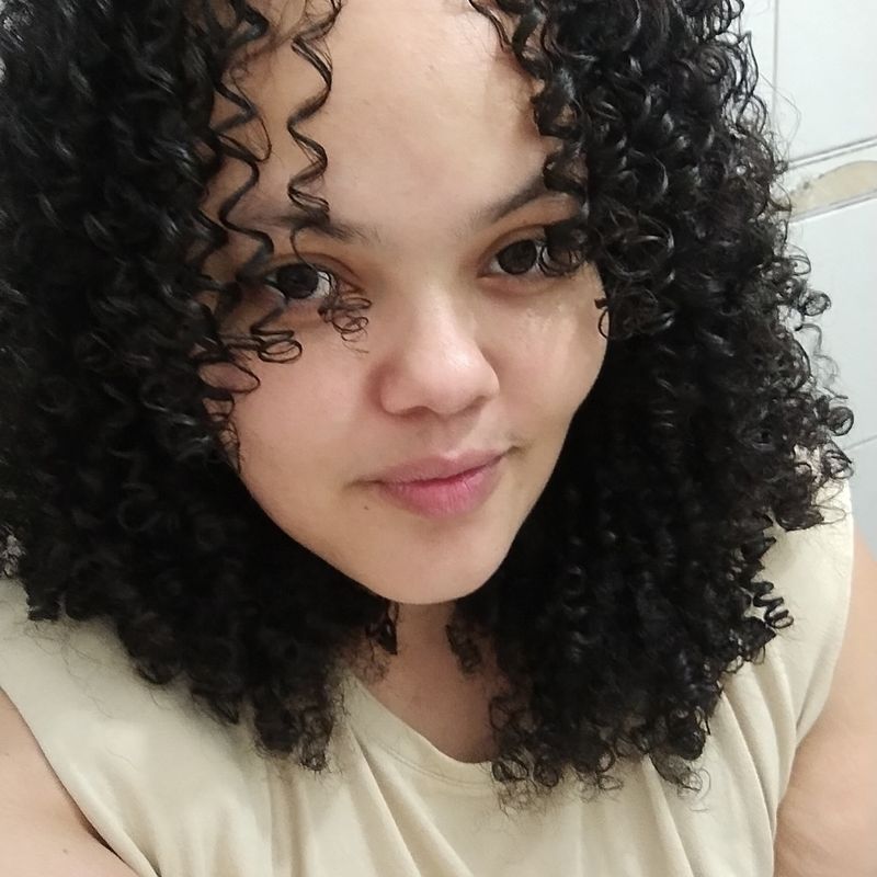 Fábia Barbosa | Koala Leitora picture
