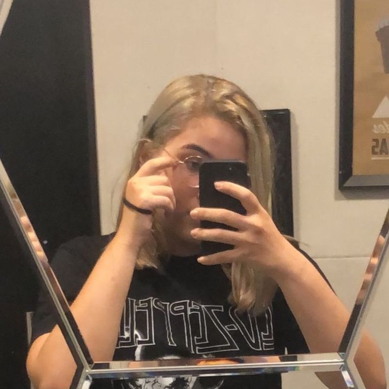 leticia bittencourt picture