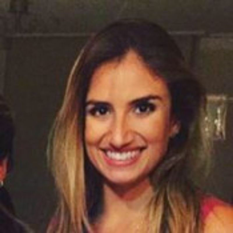 Julia Azevedo picture