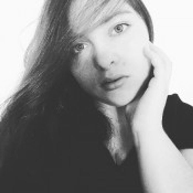Larissa Monzani picture