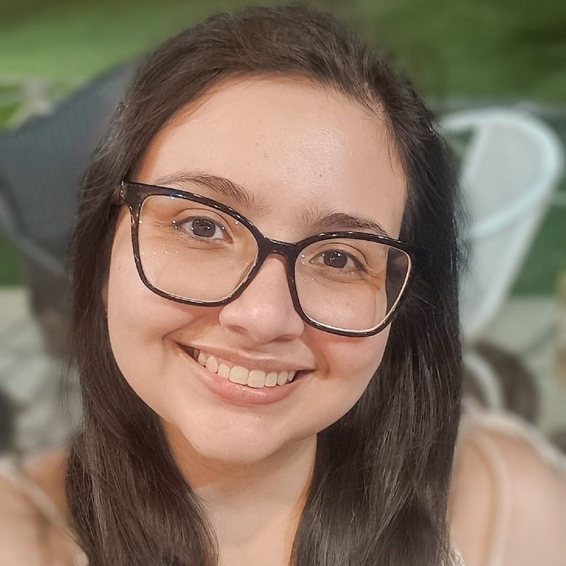 Isabela Dias picture