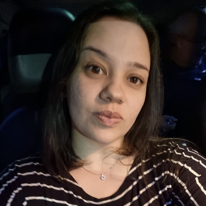Camila Almeida picture