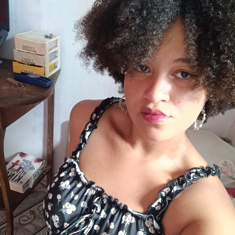 Vitória Dutra picture