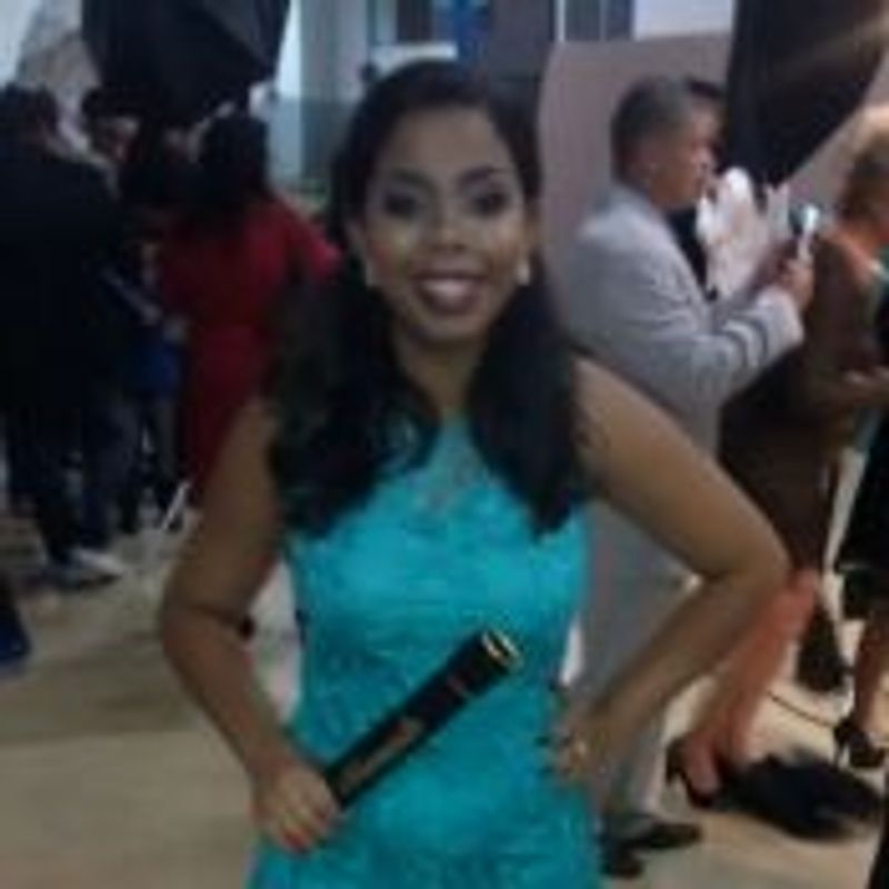 Ana Caroline Almeida picture