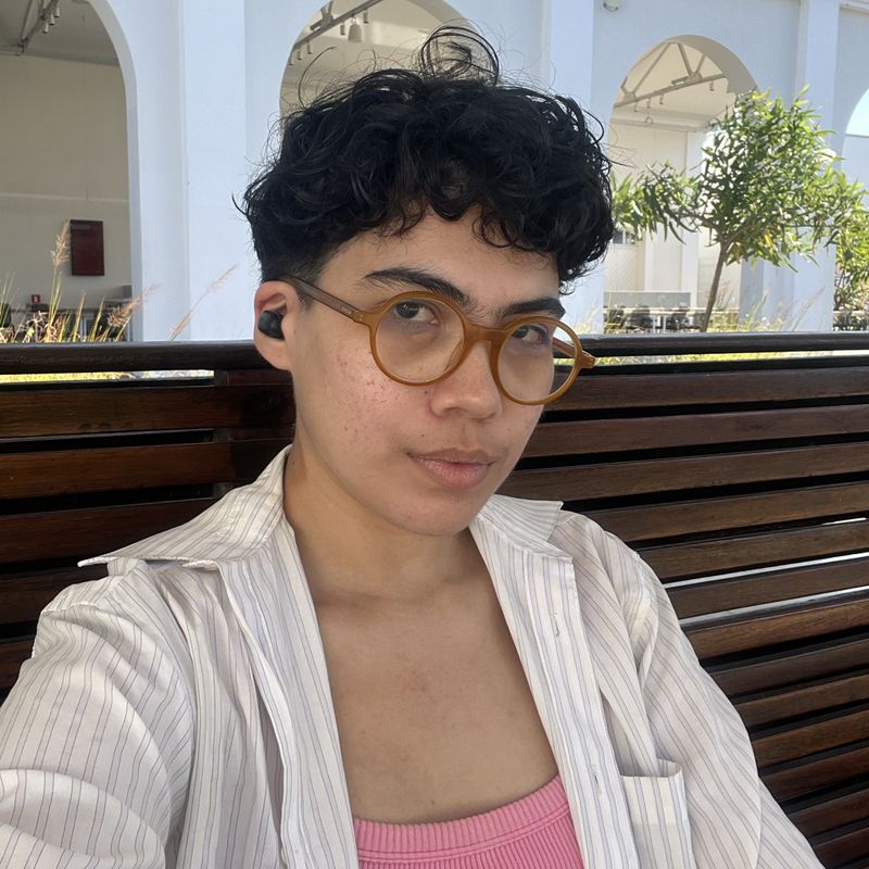 Aless Pereira picture