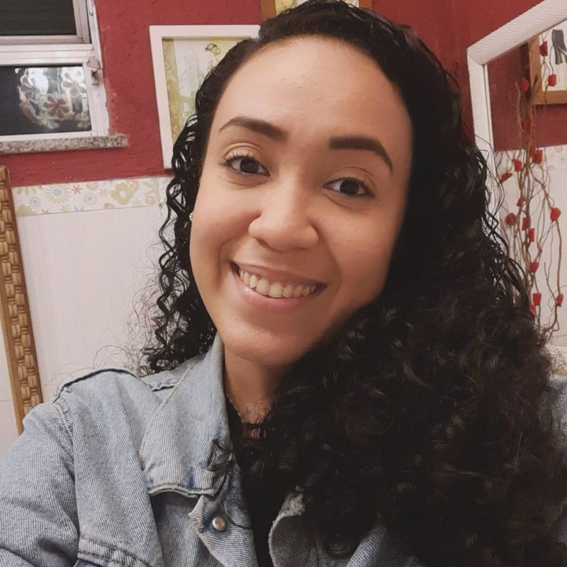 Maria Julia Deolindo picture