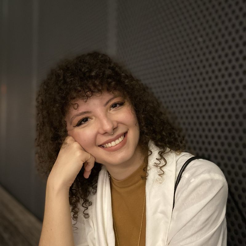 Débora Cavali picture