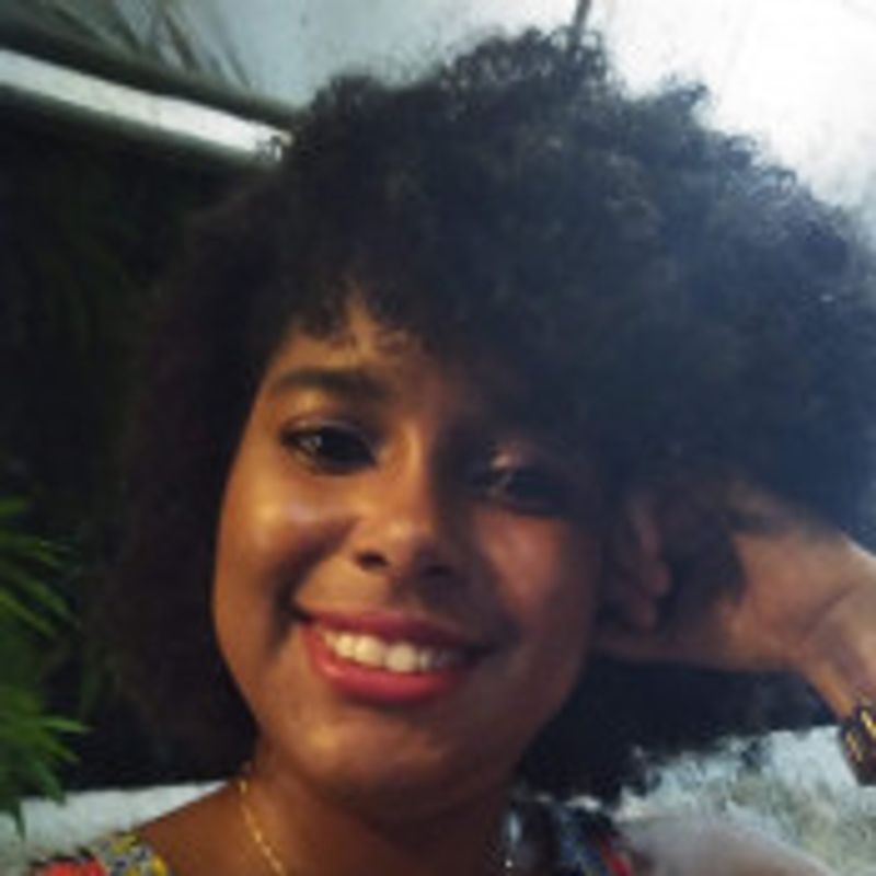 Danielle Santos Oliveira picture