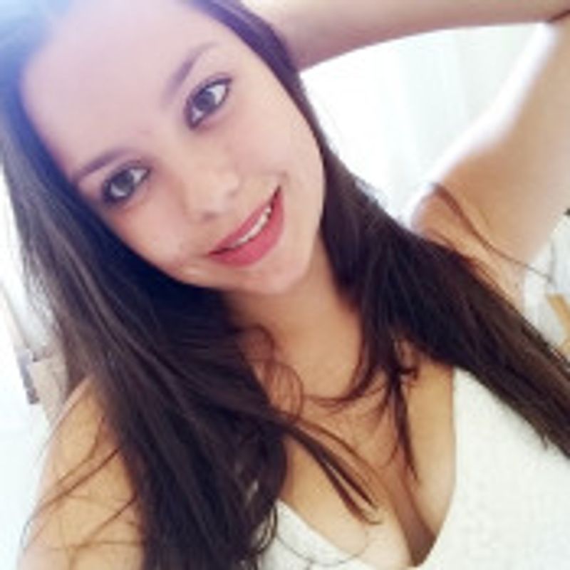 Júlia Alves Toledo Piza picture