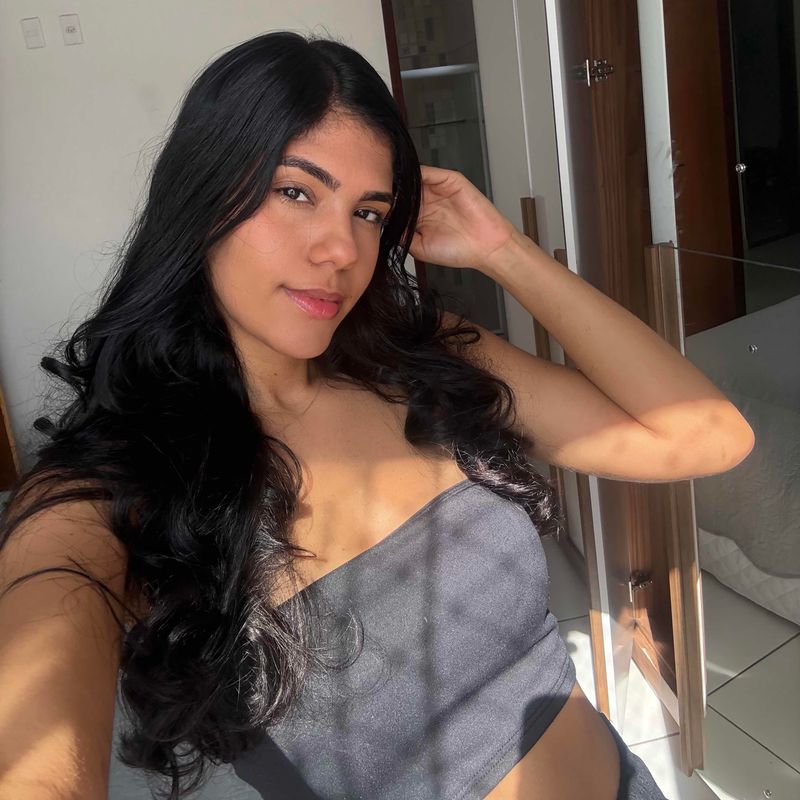 Thayná Simões picture