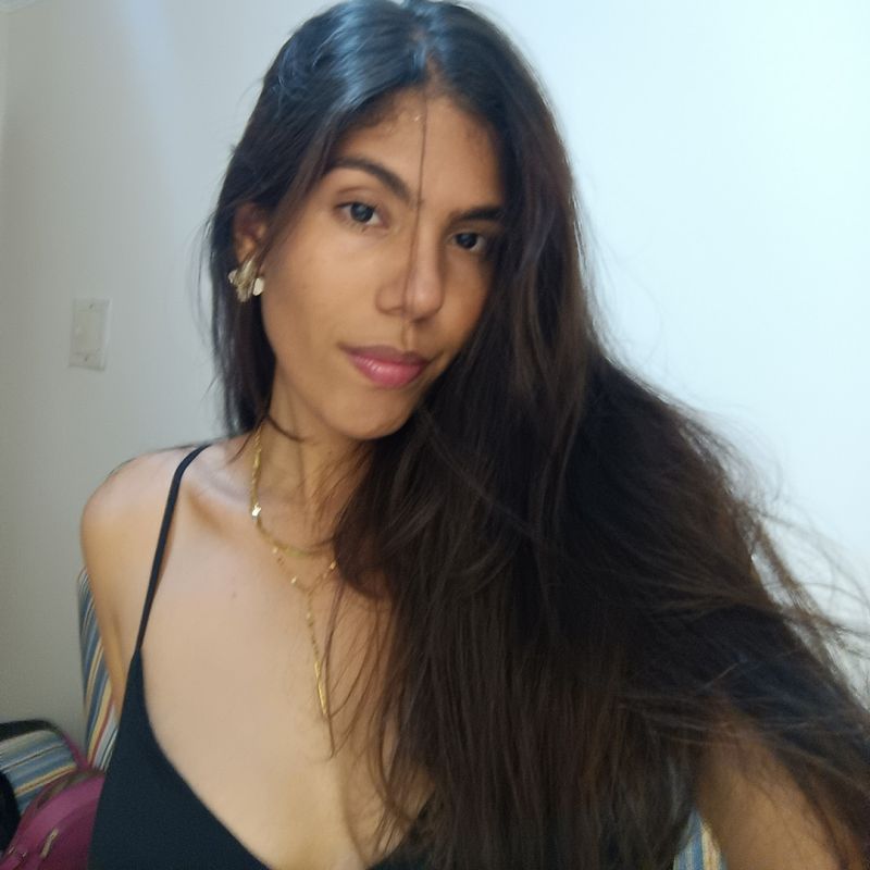Thayná Simões picture