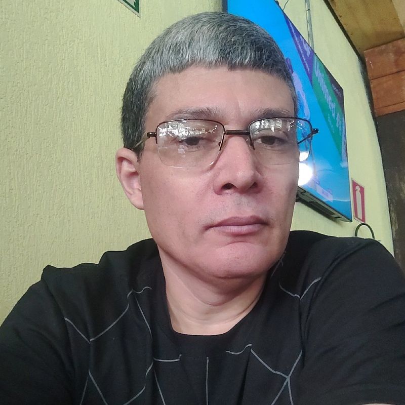 Guilherme Dehon Guimarães Santos picture