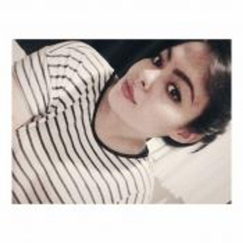 Carolina Oliveira picture