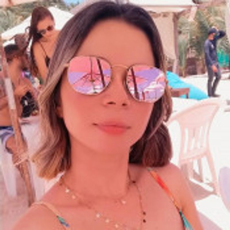 Janine Oliveira picture