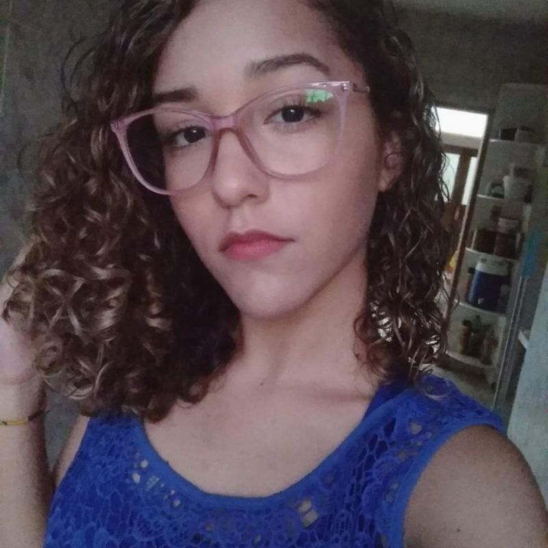 Débora Feitosa picture