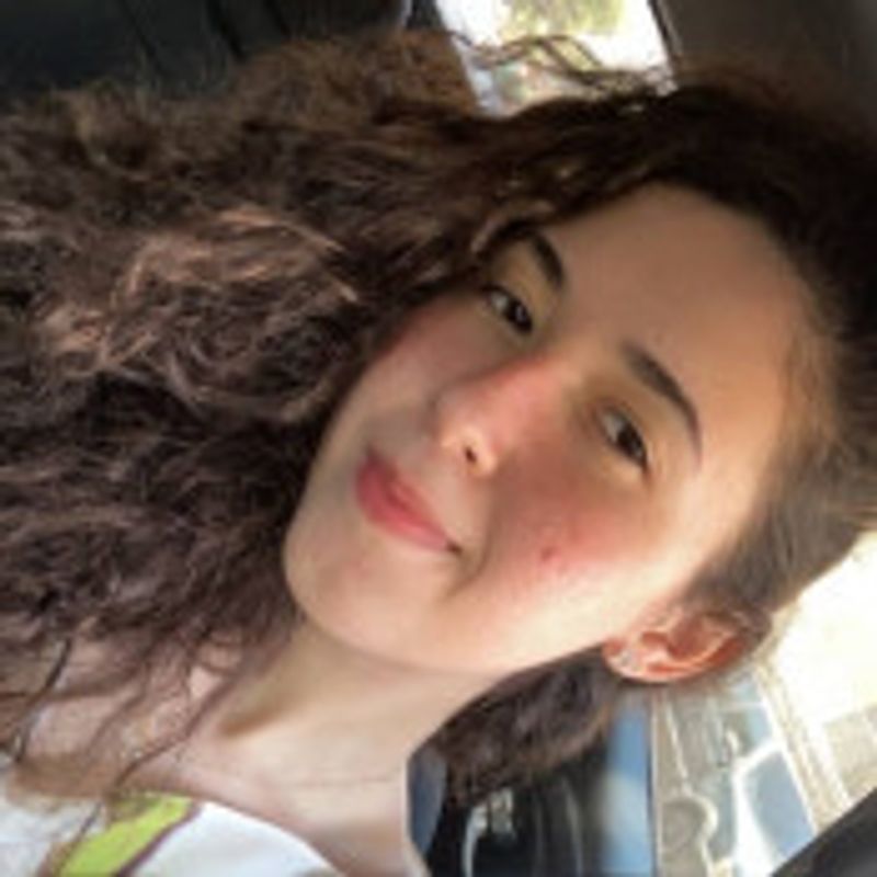 Júlia Moura picture