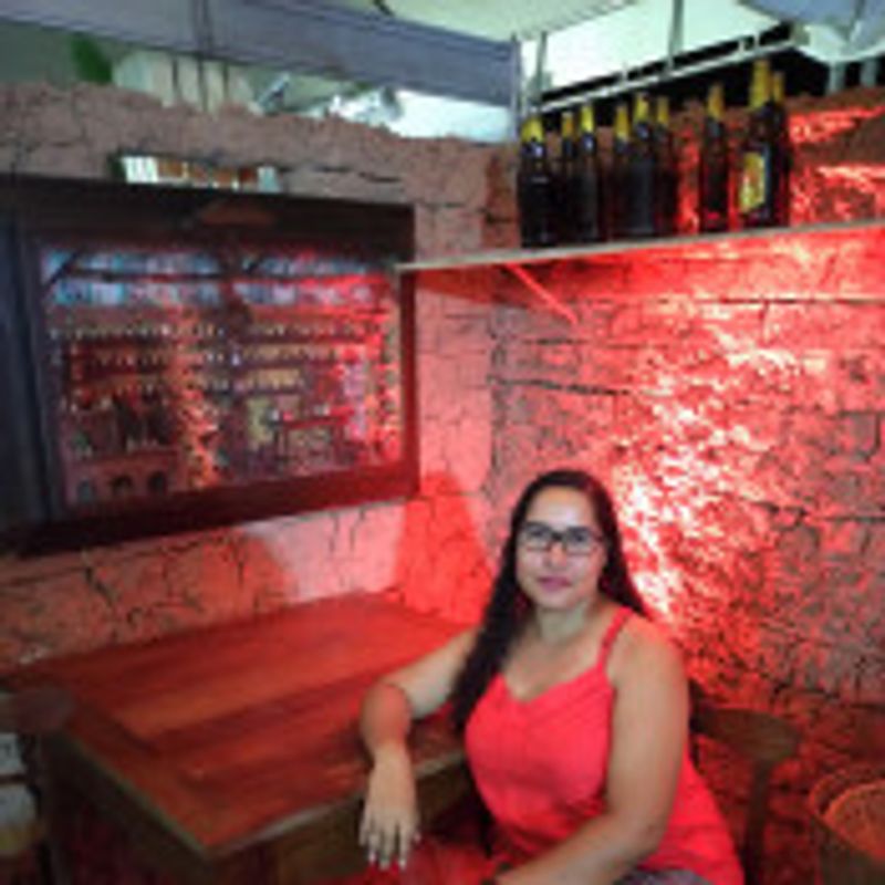 Letícia Menezes picture