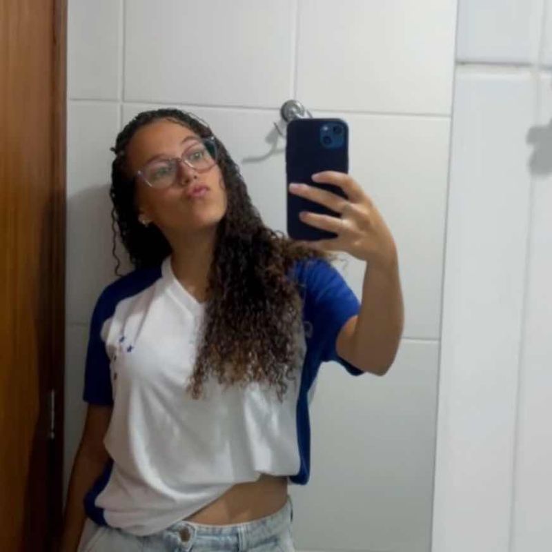 Roberta Ferreira Apolinário picture