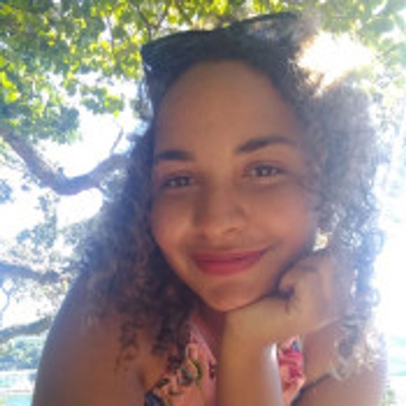 Isabela Brito picture