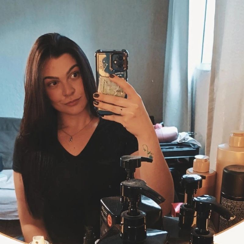 Bruna Marques picture