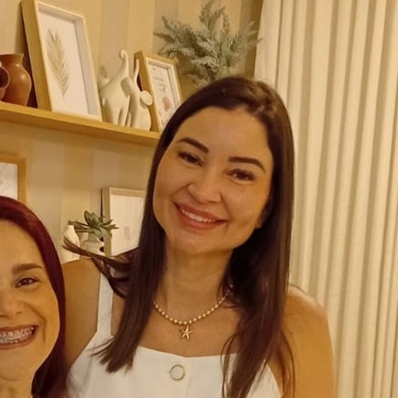 Cláudia Aquino picture