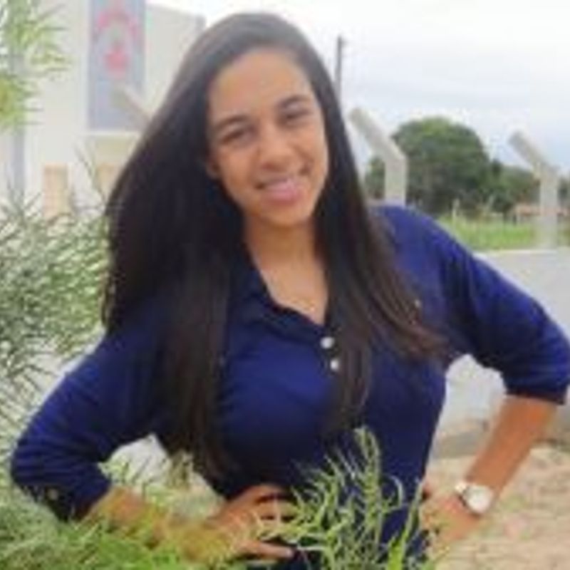 Emily Almeida Pires picture