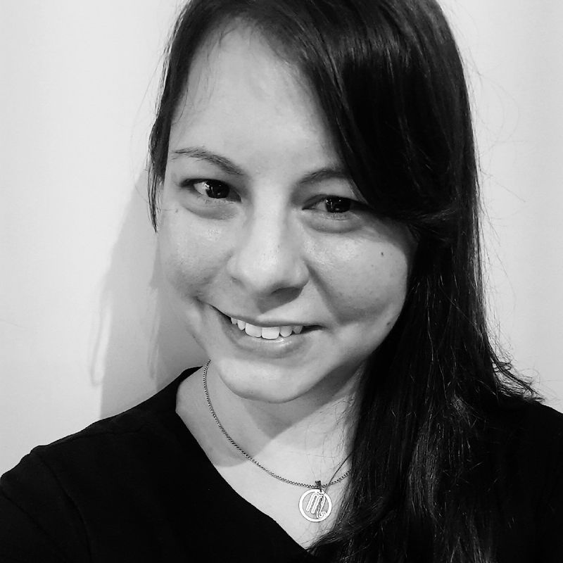 Vivian Oliveira picture