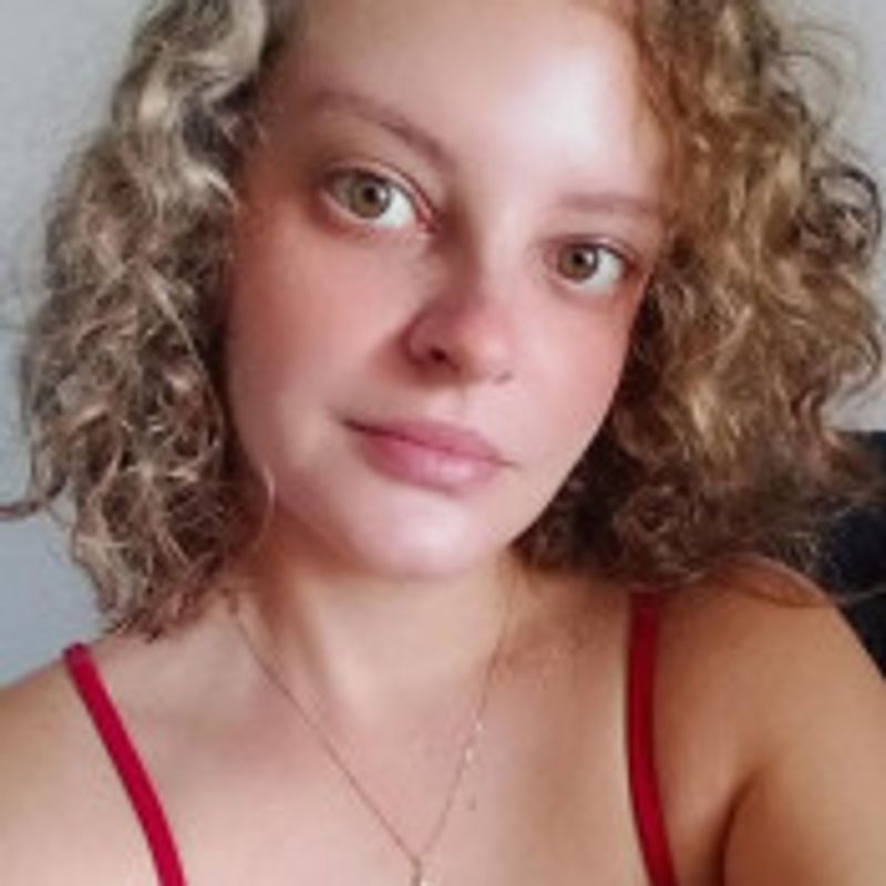 Tamara Tostes picture