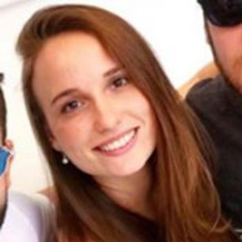 Luciana Esteves picture