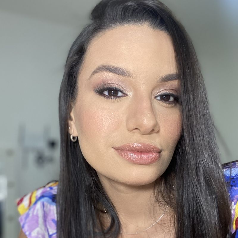 Julivia Carvalho picture
