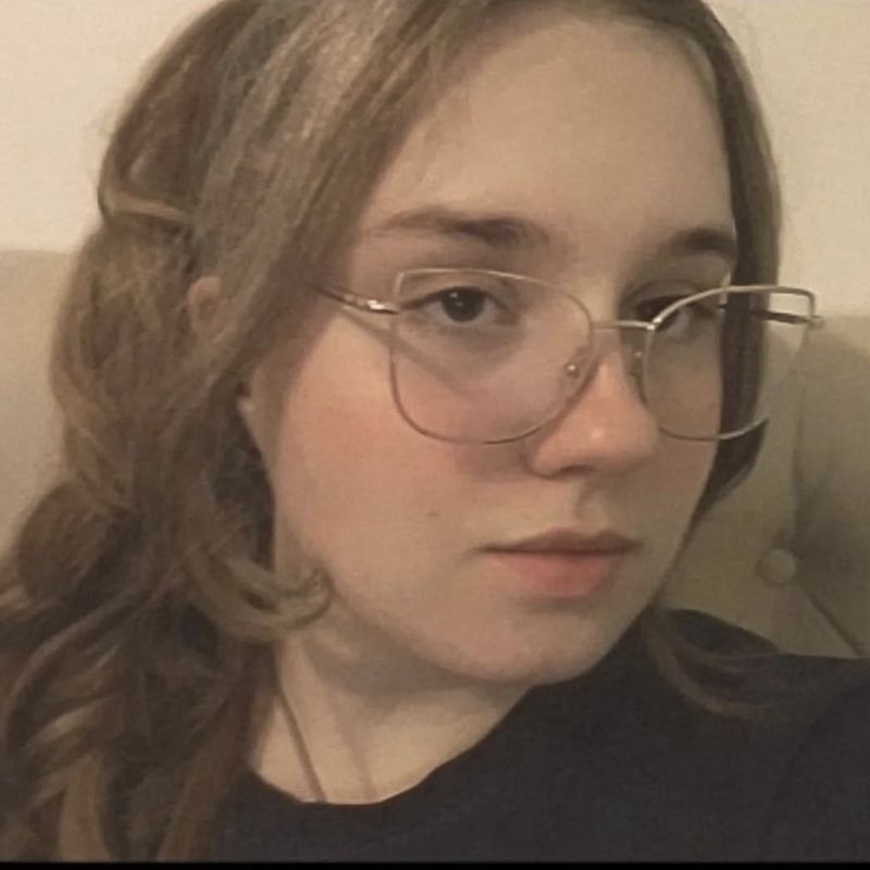 Taís Furlin picture