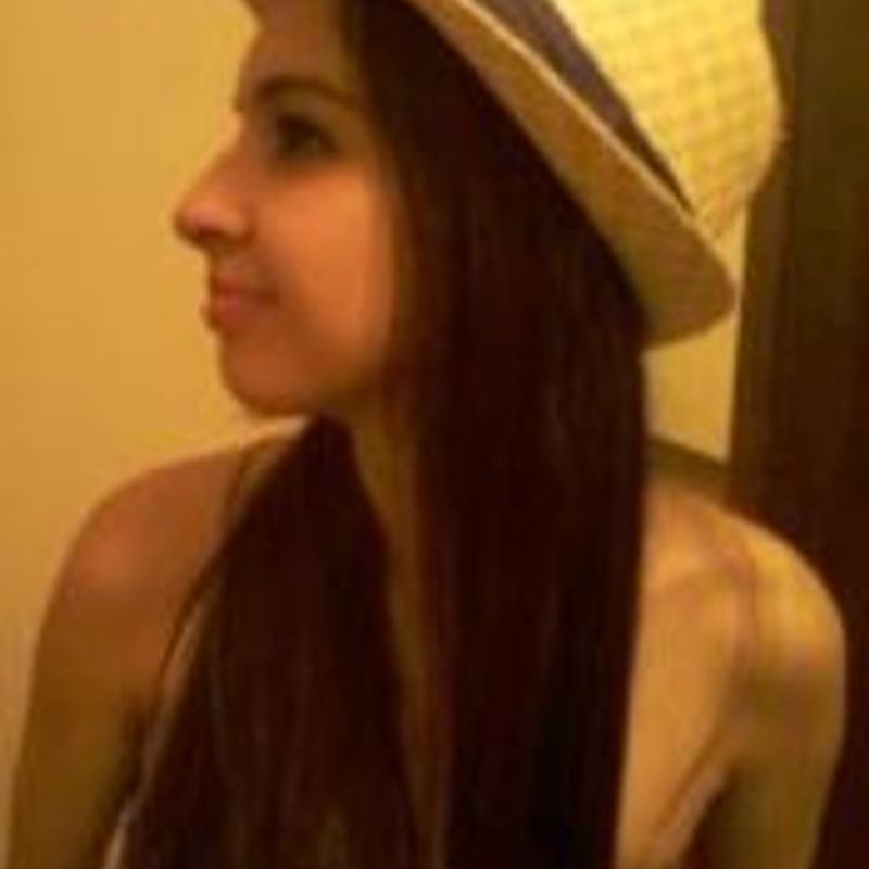 Aline Robles picture