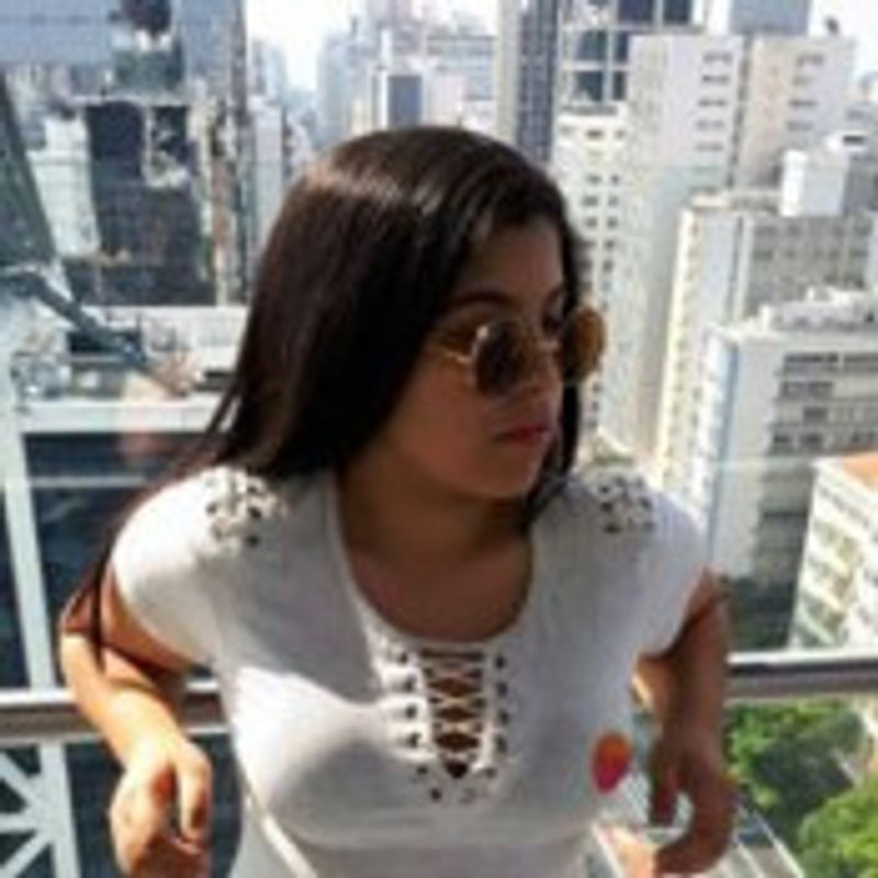 Milene Souza picture