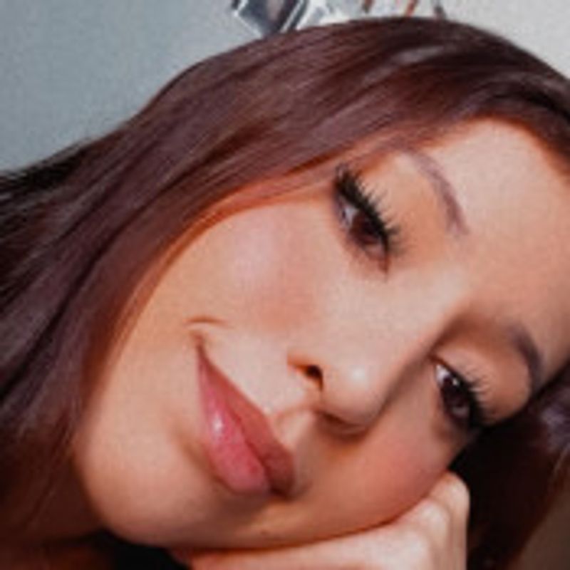 Giovana Dutra picture