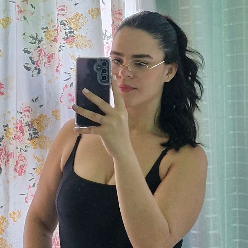 Lara Fábia  picture