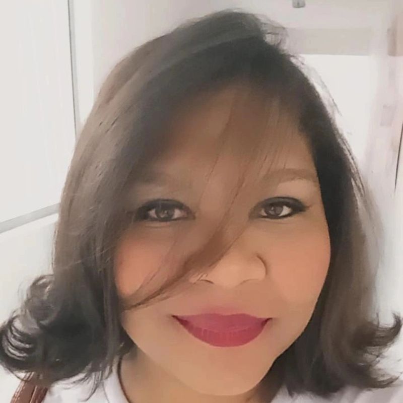 Milena Souza picture