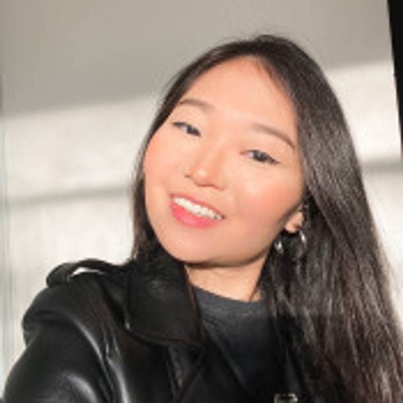 Vivian Yumie picture
