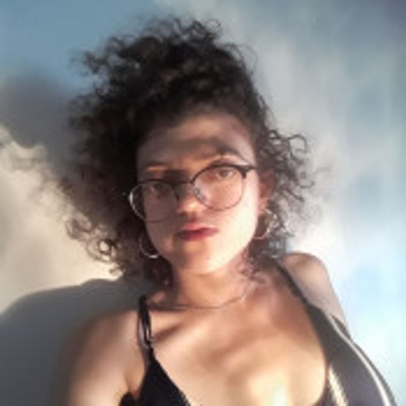 Letícia Santos picture
