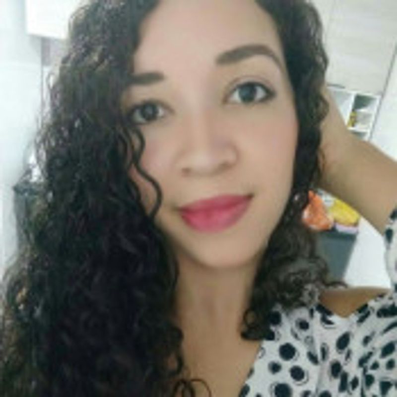 Naylla Araujo picture